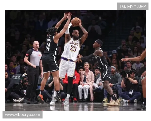 湖人对阵篮网精彩回放分析与比赛亮点总结
