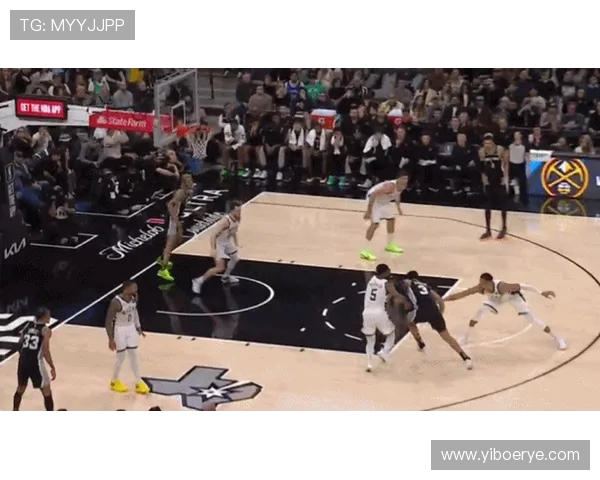 马刺与雄鹿激战回顾NBA精彩录像全程回放与分析