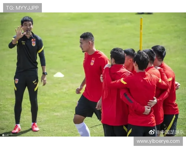 南京足球队技术揭秘：从战术到训练全方位解析足球巨献的背后故事